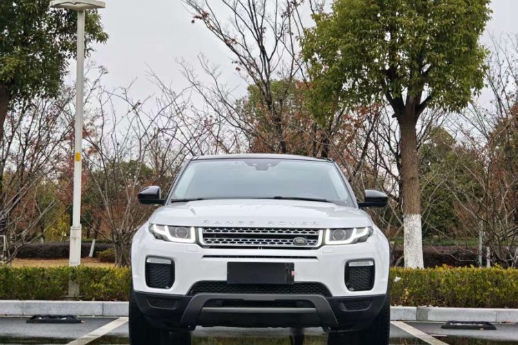 Used Land Rover Range Rover Evoque 2018 240 PS SE Smart Brilliance Edition
