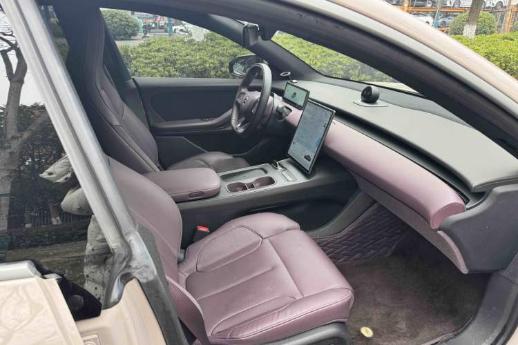 Used Nio ET5 2022 75 kWh