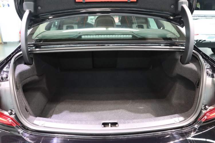 Used Volvo S90 2020 T5 Zhiyi Luxury Edition