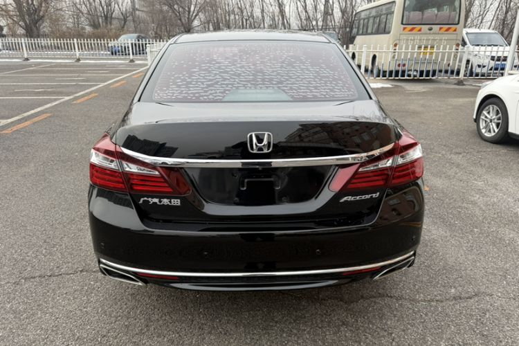 Used Honda Accord 2016 2.0L Elite Edition
