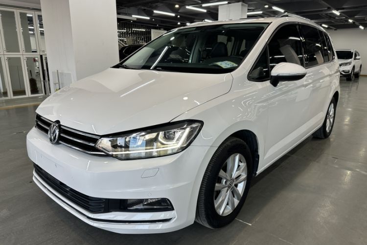 Used Volkswagen Touran 2016 Volkswagen Touran L 280TSI DSG Comfort Edition

