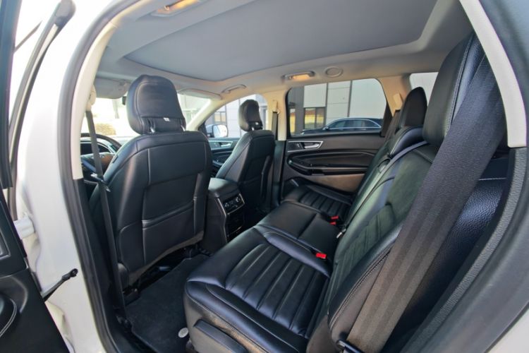 Used Ford Edge 2018 EcoBoost 245 Four-Wheel Drive Titanium 7-Seater
