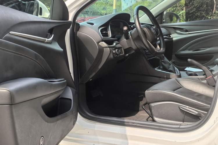 Used Buick GT 2019 18T Automatic Connected Elite Model China V Standard
