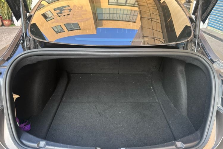 Used Tesla Model 3 2019 Standard Range Rear-Drive Upgraded Version
