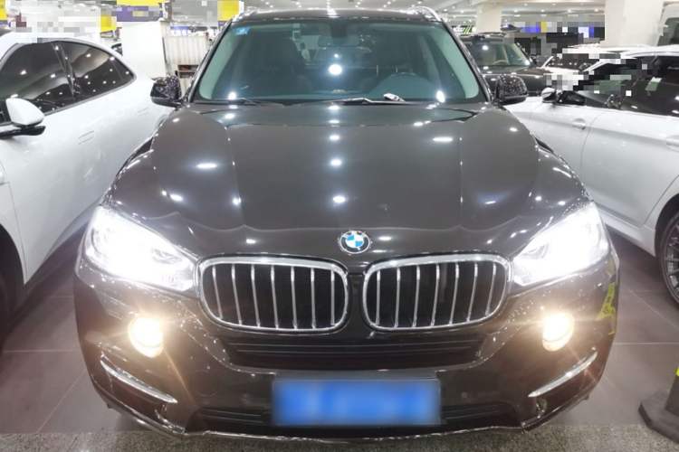 Used BMW X5 2017 xDrive28i
