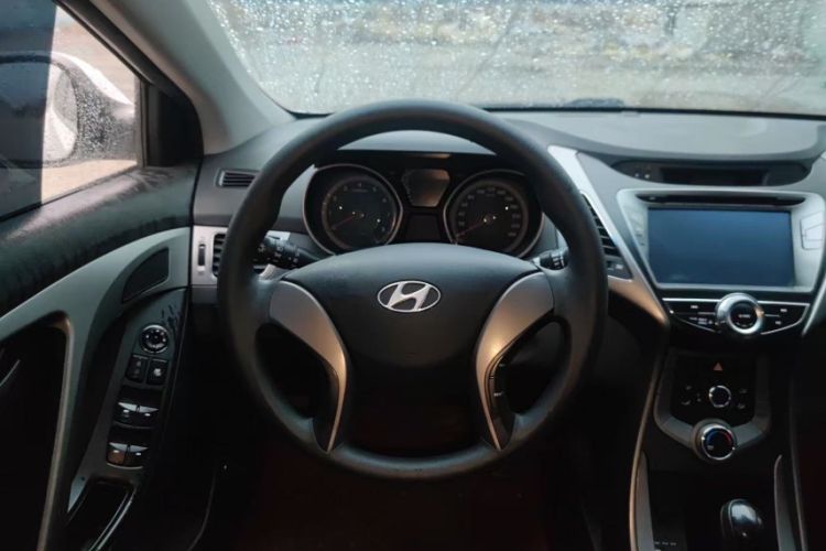 Used Hyundai Elantra 2012 1.6L Automatic Fashion Edition