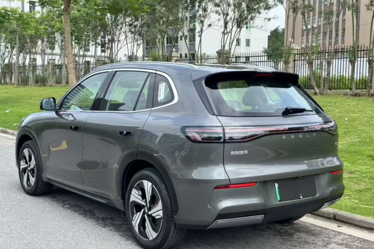 Used  E5 2024 530km Starship Edition
