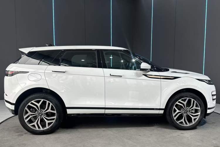 Used Land Rover Range Rover Evoque 2020 249 PS R-DYNAMIC SE Sport Technology Edition