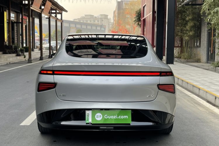 Used XPeng P7 2022 670E+