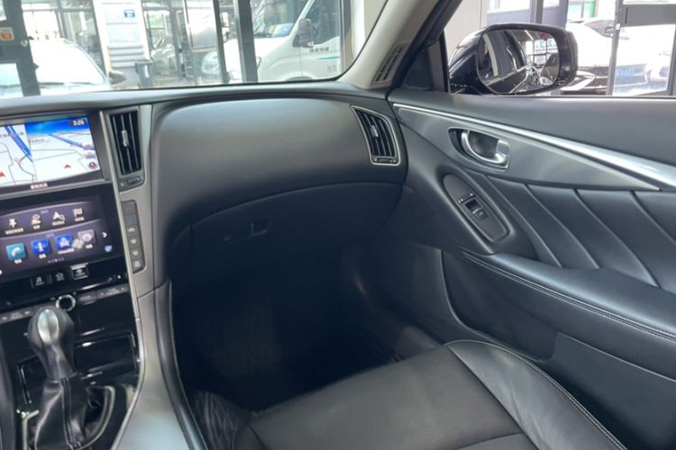 Used Infiniti Q50L 2016 2.0T Enjoyment Edition
