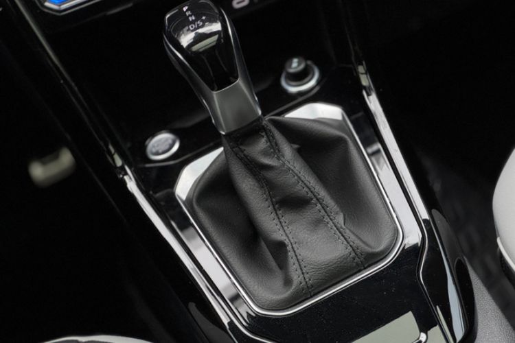 Used Volkswagen T-ROC 2025 300TSI DSG Two-Wheel Drive Chen Guang Edition
