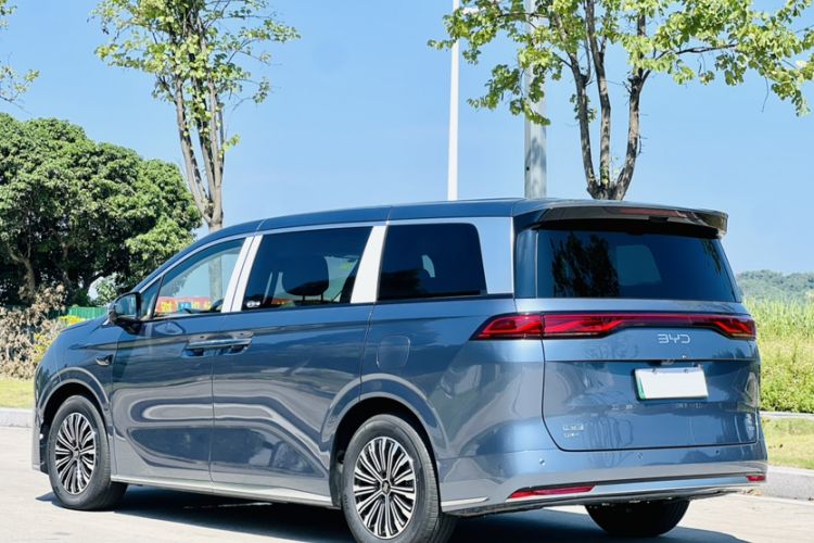 Used BYD Xia 2025 DM-i 1.5T 100km Leading Model