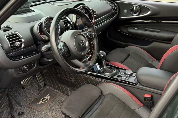 Used  JCW CLUBMAN 2017 2.0T JOHN COOPER WORKS Geek
