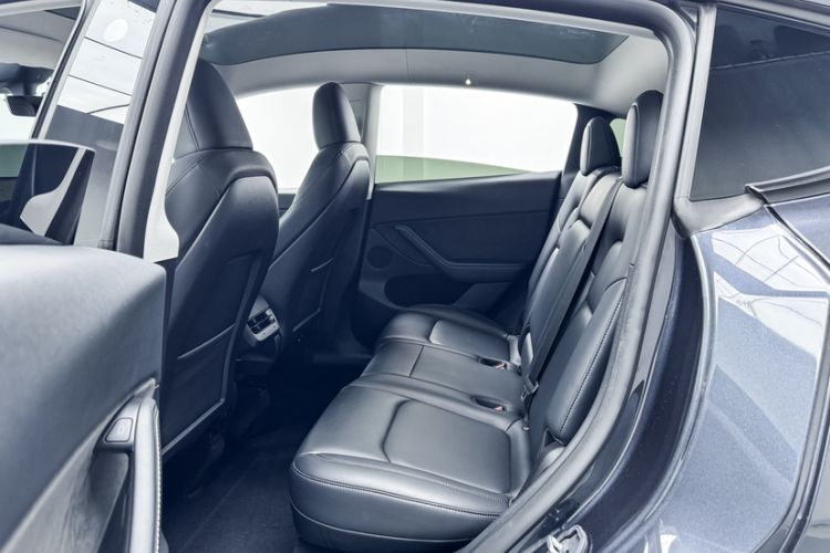 Used Tesla Model Y 2024 Rear-Wheel-Drive Version