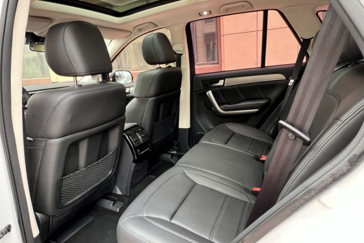 Used Haval H8 2017 2.0T Gasoline 4x4 Enjoyment Model
