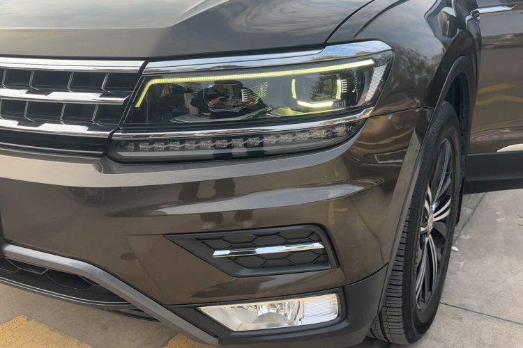 Used Volkswagen Tiguan L 2018 380TSI Automatic All-Wheel Drive Luxury Edition
