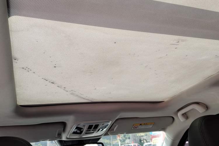 Used Haval H7 2017 Red-Label H7 2.0T Automatic Prestige Model
