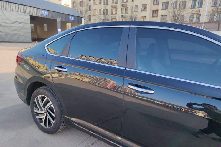 Used Volkswagen Lavida 2024 1.5L Automatic 5 Million Edition
