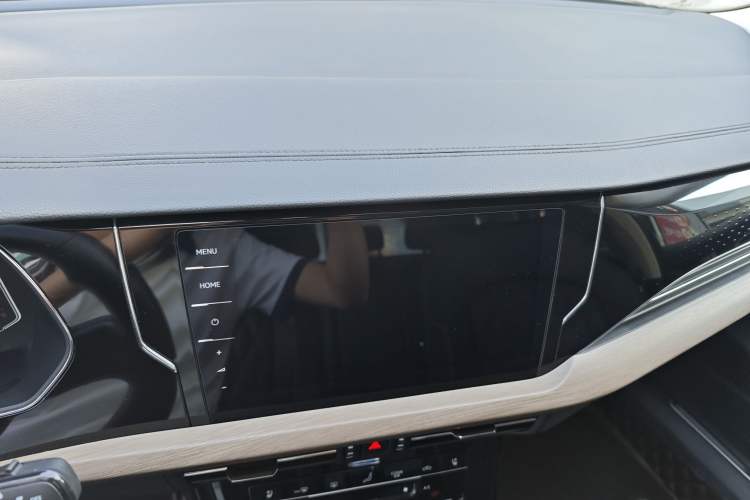 Used Volkswagen Passat 2021 330TSI Luxury Edition
