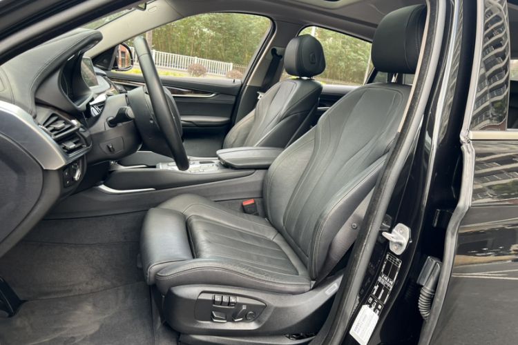 Used BMW X6 2017 xDrive28i
