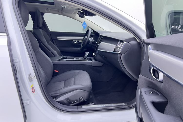 Used Volvo S90 2020 T4 SmartDrive Luxury Edition