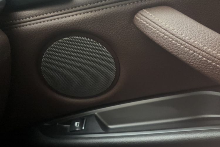 Used BMW X5 2018 xDrive28i
