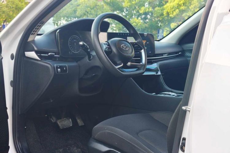 Used Hyundai Mistra New Energy 2021 GLX Elite Edition