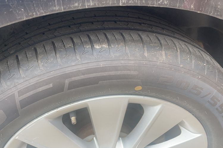 Used Volkswagen Lavida 2013 Restyled Classic 1.6L Automatic Comfort Edition
