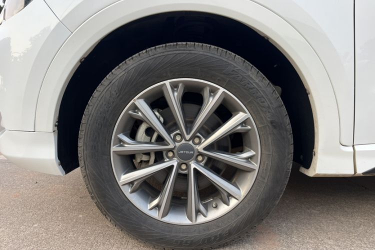 Used Jetour X70 2020 1.5T Manual Comfort Edition 6 Seats
