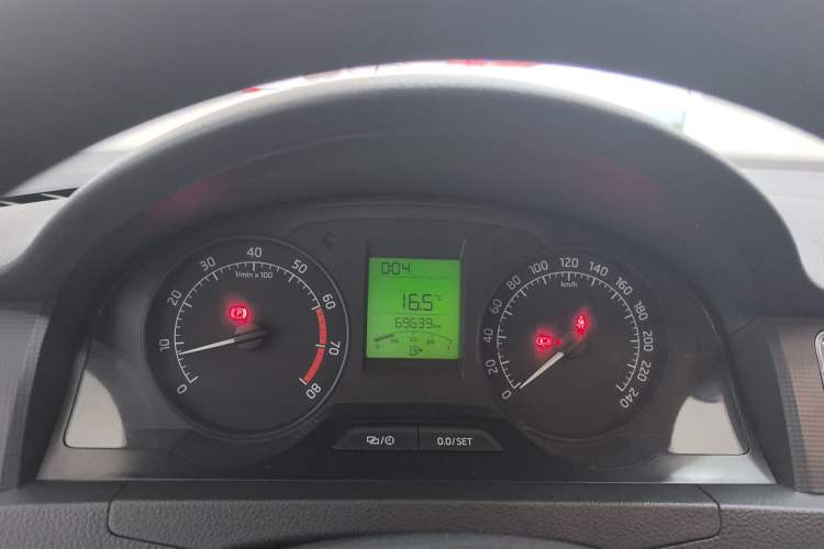 Used Skoda Rapid 2016 1.6L Manual Trend Edition
