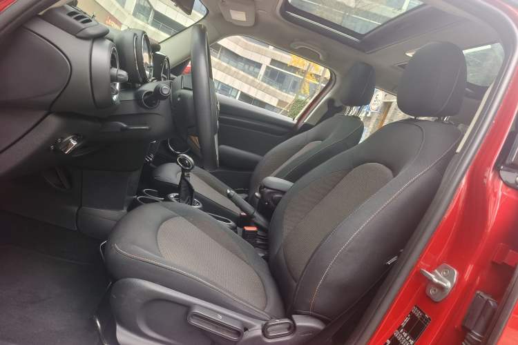 Used  MINI 2016 1.2T ONE Pioneer Edition Five-Door Version
