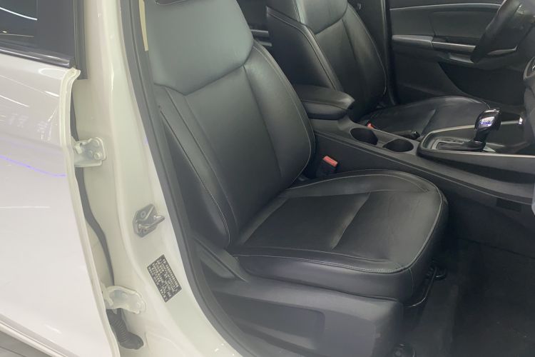 Used Ford Escort 2015 1.5L Automatic Fashion Model
