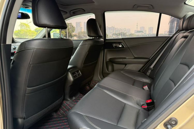 Used Honda Accord 2016 2.0L Luxury Edition