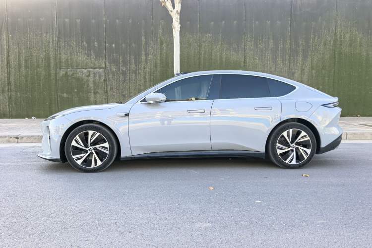 Used Nio ET5 2022 75 kWh