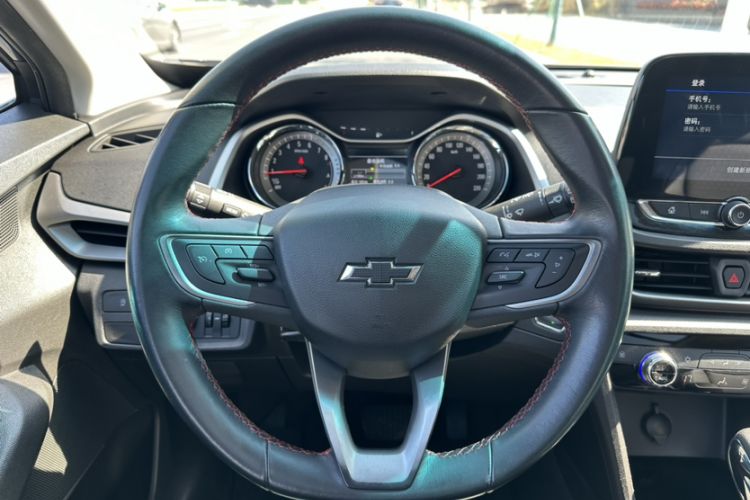 Used Chevrolet Orlando 2020 Light Hybrid Redline 530T Automatic Enjoyment Edition (5+2 Models)