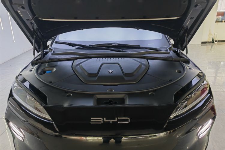 Used BYD Song PLUS New Energy 2024 Honor Edition EV 520km Flagship Model
