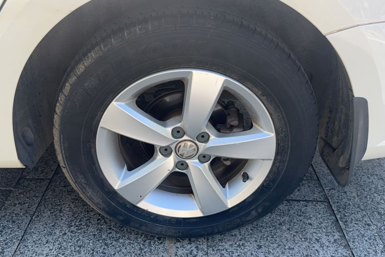 Used Volkswagen Lavida 2017 1.6L Automatic Comfort Edition
