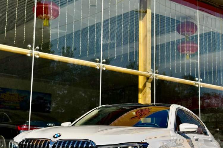 Used BMW 7 Series 2019 Updated 740Li Luxury Package Premium Edition
