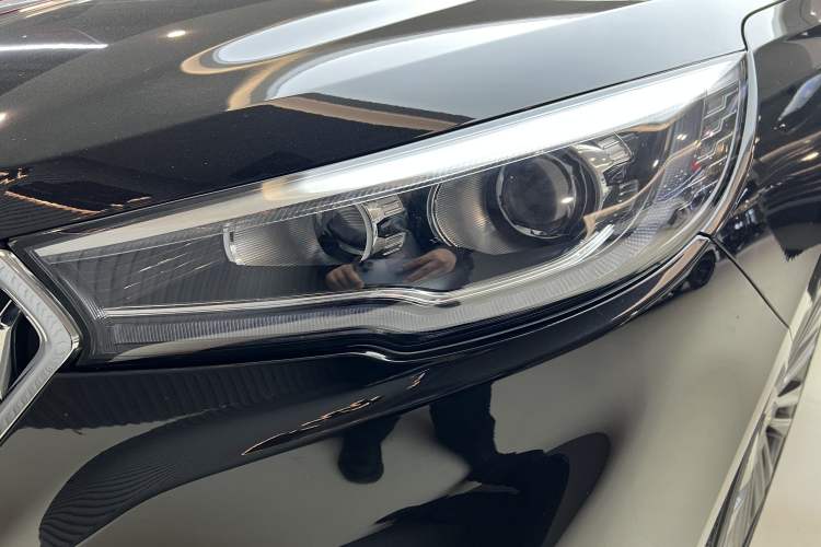 Used Hongqi H5 2020 1.8T Automatic ZhiLian QiYun Edition
