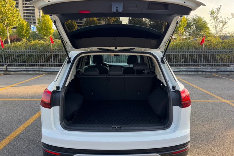 Used Volkswagen Tayron 2019 330TSI Two-Wheel Drive Luxury Model China VI Standard
