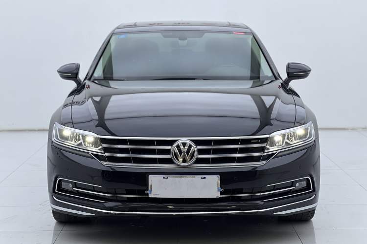 Used Volkswagen Phideon 2018 Revised Version 380TSI Two-Wheel Drive Business Edition
