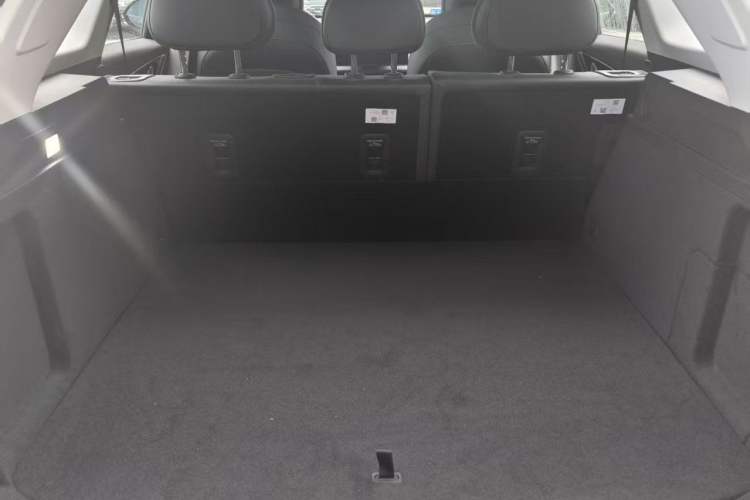 Used Chery Fengyun T9 2025 120 Long-Range Luxury Version 5 Seats Lithium Iron Phosphate