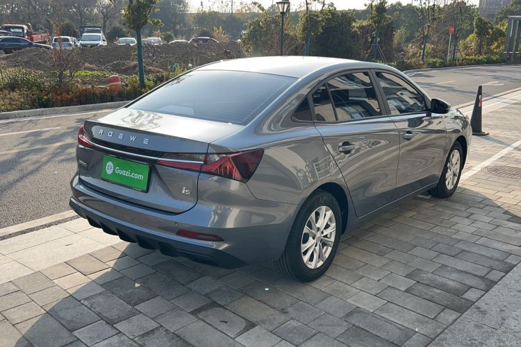 Used Roewe i5 2023 1.5L Manual Comfort Edition
