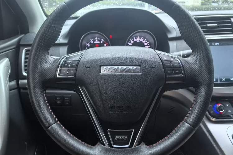 Used Haval M6 2019 1.5T DCT Two-Wheel Drive Elite Version China VI Standard
