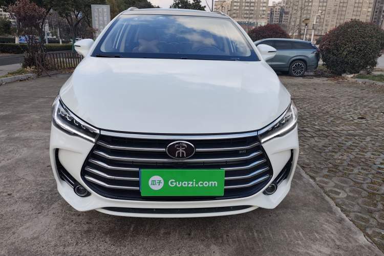 Used BYD Song MAX 2018 1.5T Automatic Smart Connect Elite Model with 6 Seats