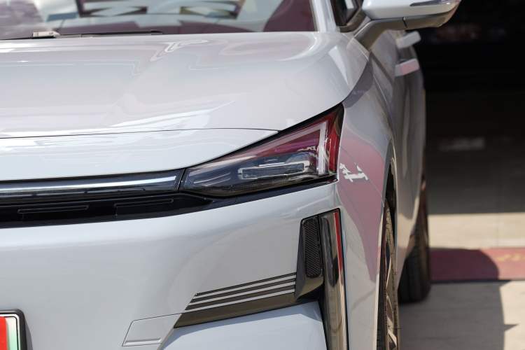 Used  L6 2024 125km PLUS Dragon Edition
