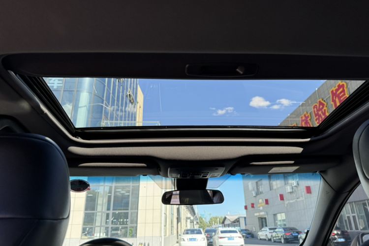 Used Toyota Avalon 2022 Dual-Engine 2.5L Luxury Edition
