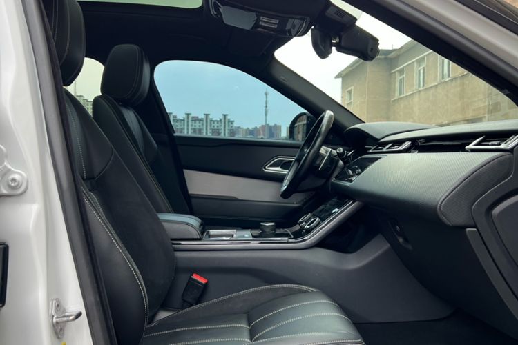 Used Land Rover Range Rover Velar 2019 250 PS R-DYNAMIC S