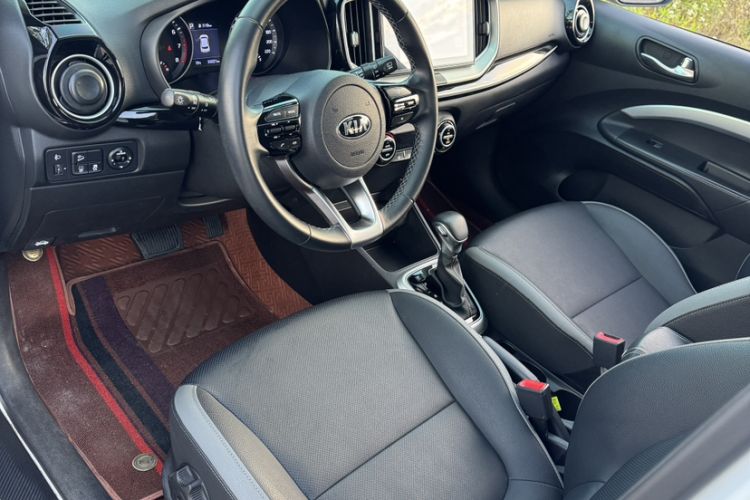 Used Kia Stonic 2021 1.4L Automatic Fun & Sport Edition
