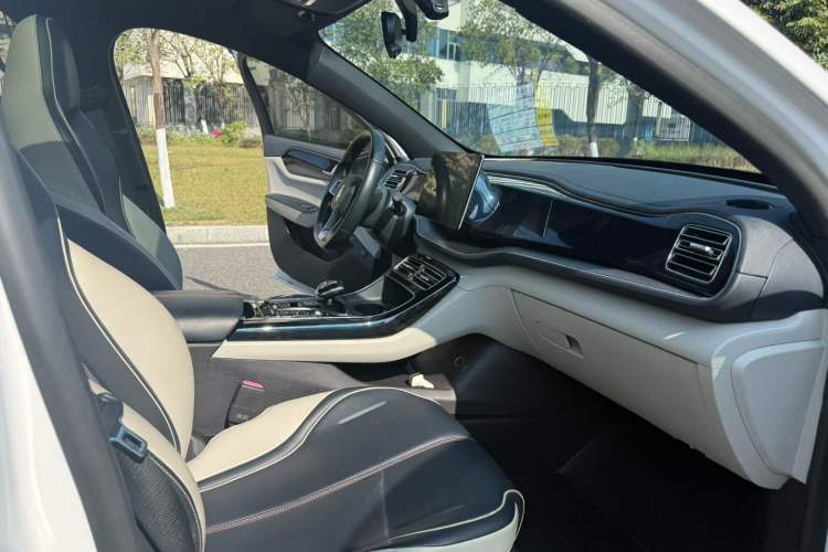 Used AION S Plus 2022 80 Tech Edition
